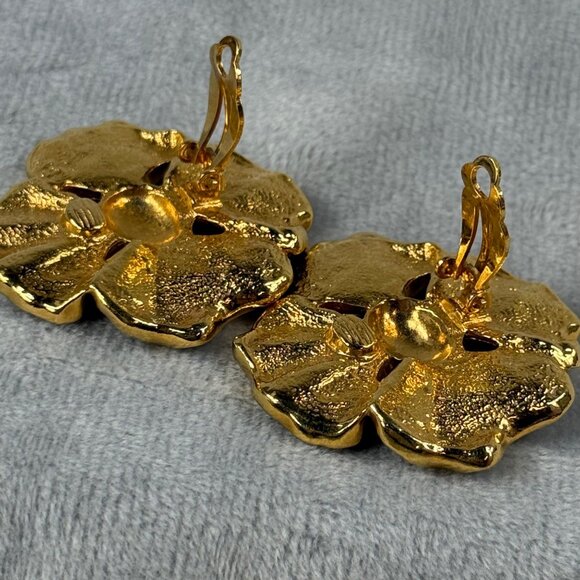 Gold-Tone Enamel Flower Clip-On Earrings Textured Centers Vintage Chunky Retro - Picture 6 of 16